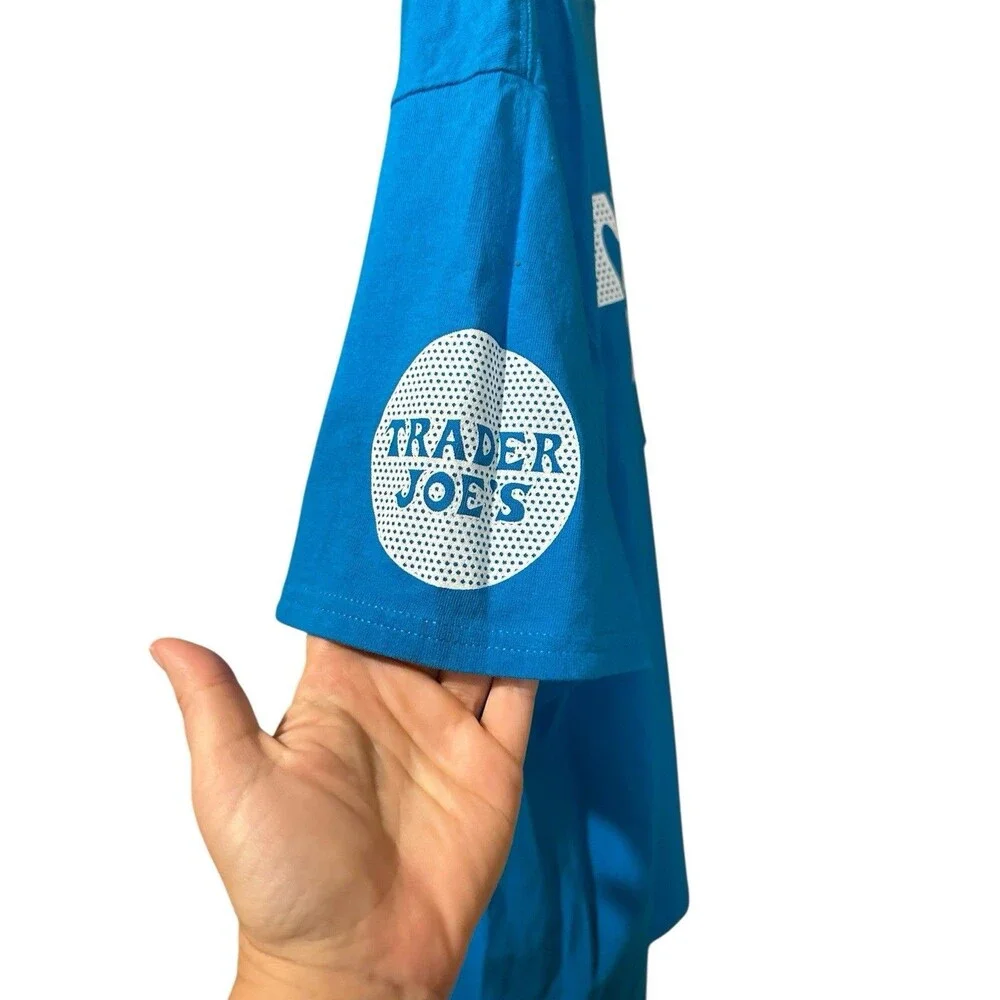 Trader Joes T-shirt L torquoise blue grocery store employee crew market